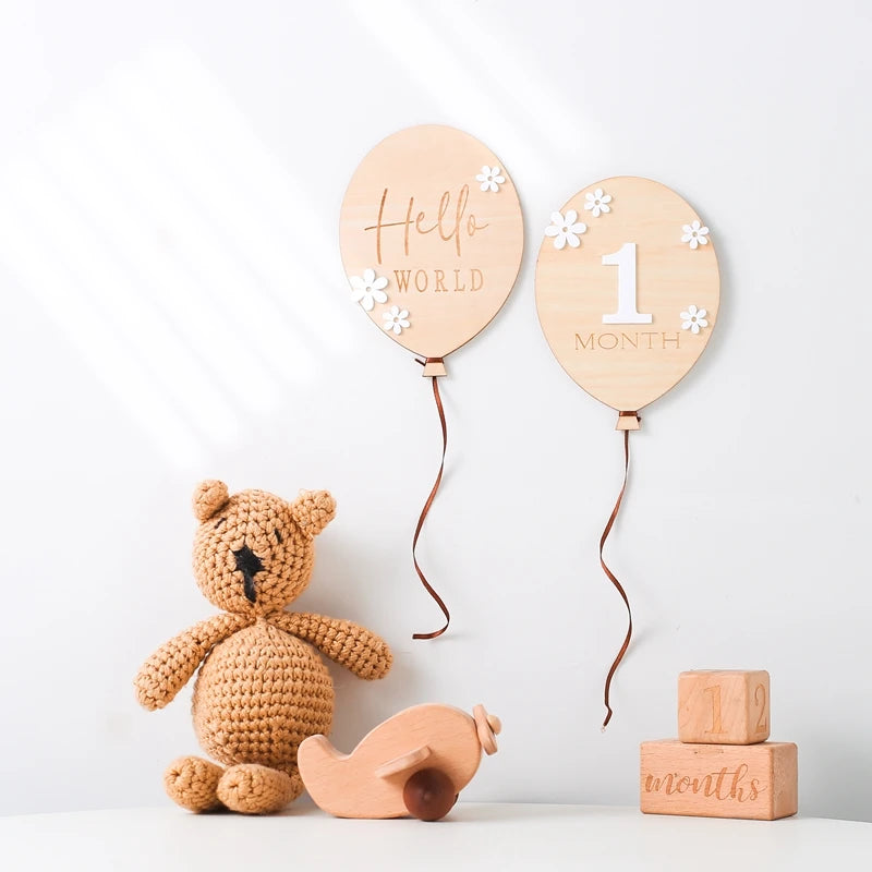 Wooden Milestone Cards – Month-by-Month Baby Photos