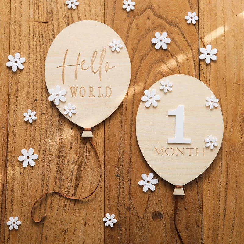 Wooden Milestone Cards – Month-by-Month Baby Photos