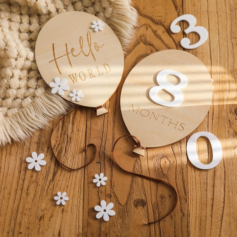 Wooden Milestone Cards – Month-by-Month Baby Photos