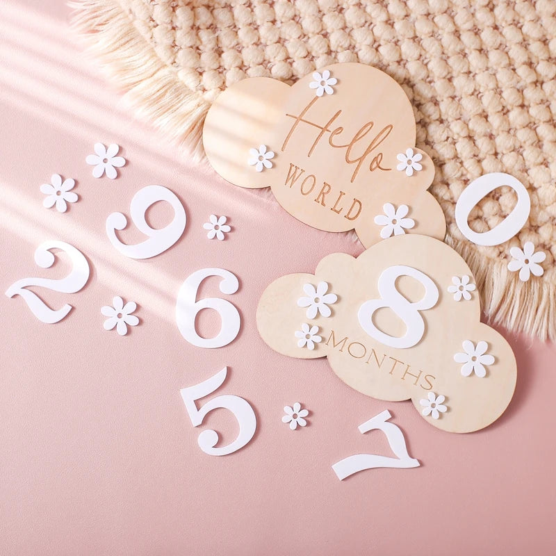 Wooden Milestone Cards – Month-by-Month Baby Photos