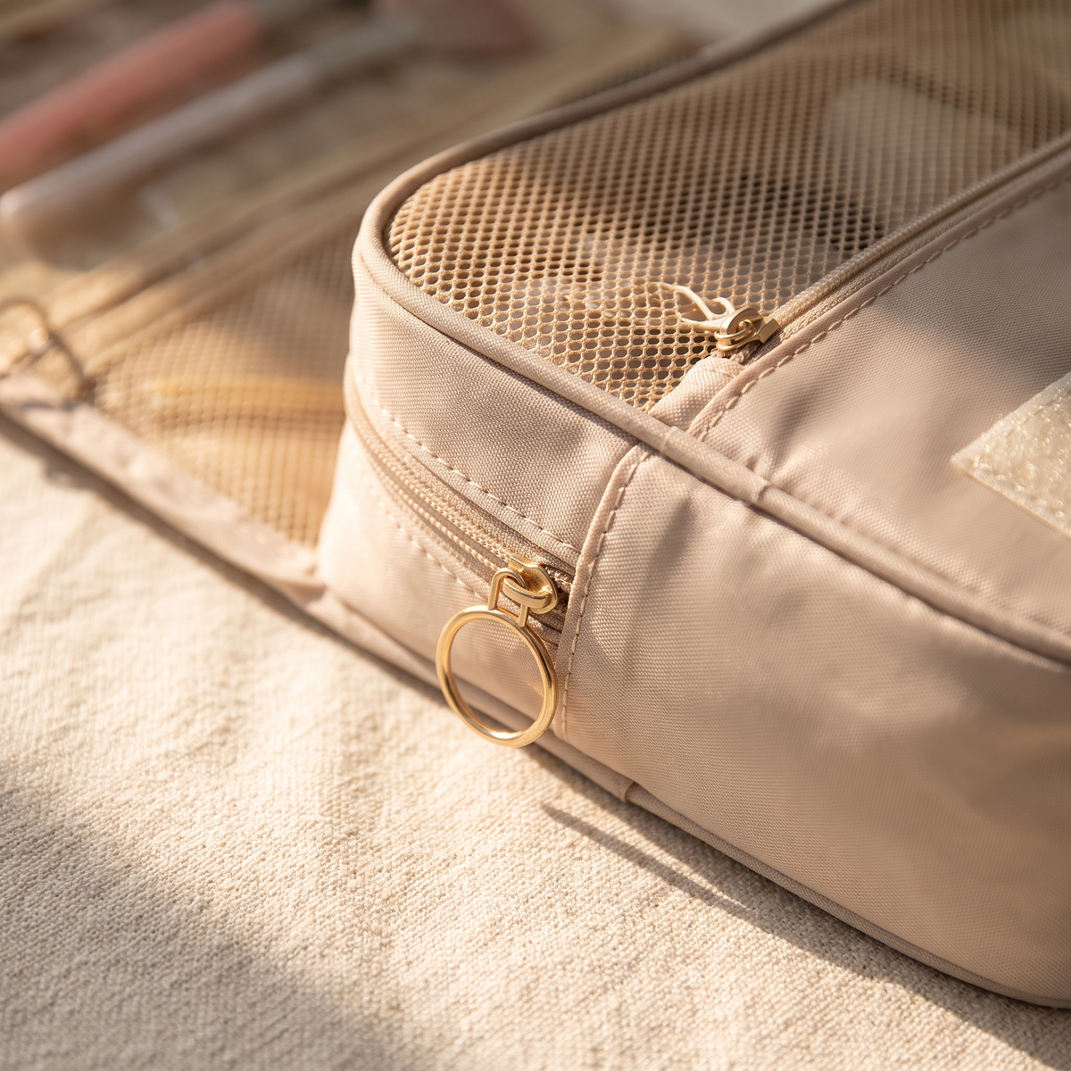 Close-up of the organiser pocket and zip